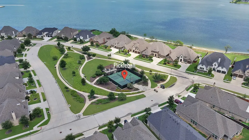 8260 Halifax The Colony TX 75056