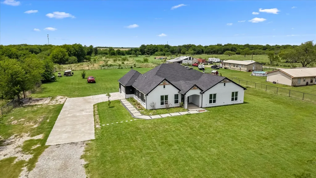 2742 Sundown Drive Kaufman TX 75142