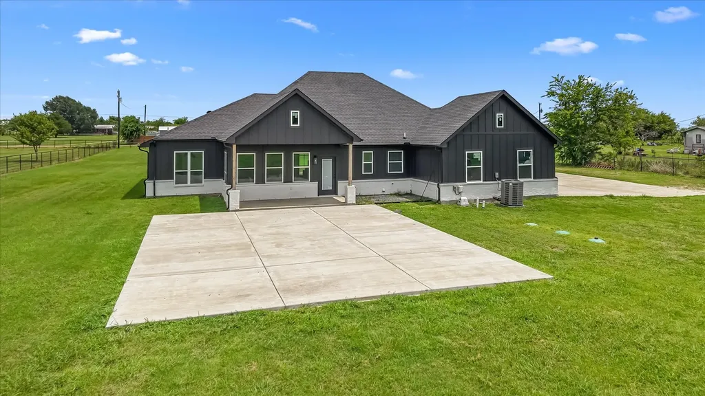 2742 Sundown Drive Kaufman TX 75142