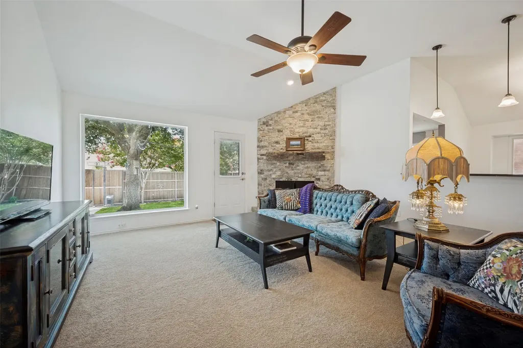 1686 Crosshaven Drive Lewisville TX 75077