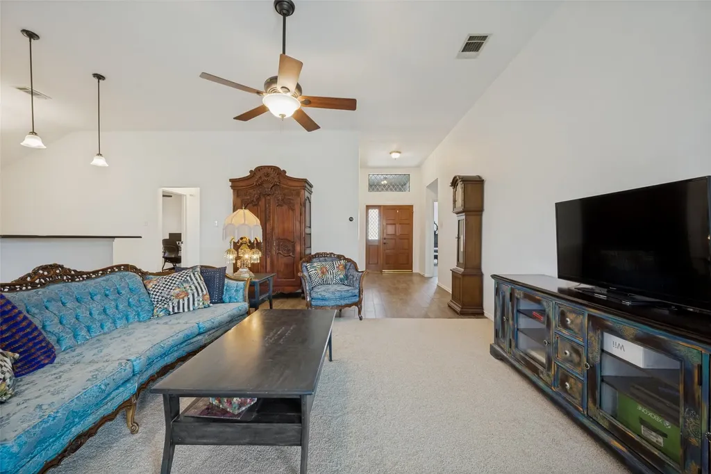 1686 Crosshaven Drive Lewisville TX 75077