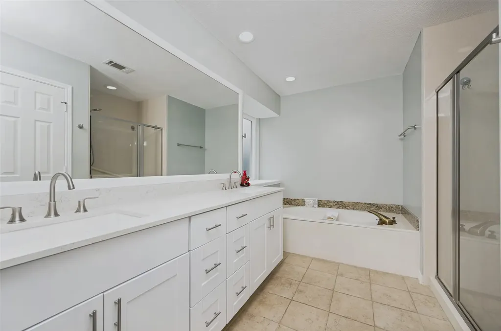 1686 Crosshaven Drive Lewisville TX 75077