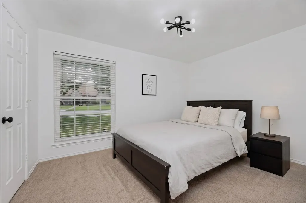 1686 Crosshaven Drive Lewisville TX 75077