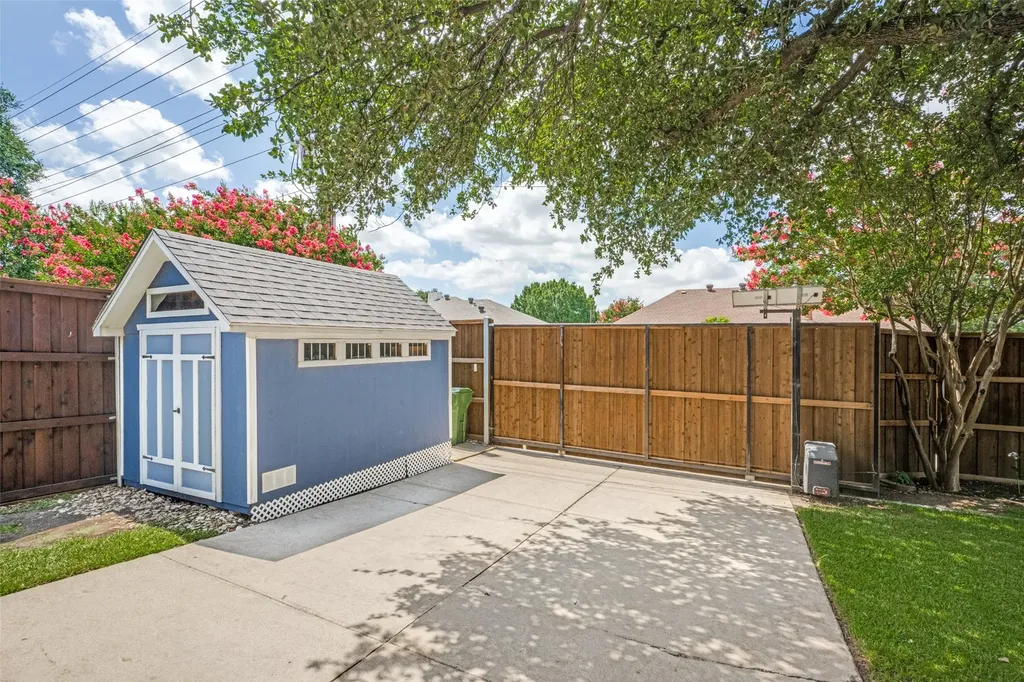 1686 Crosshaven Drive Lewisville TX 75077