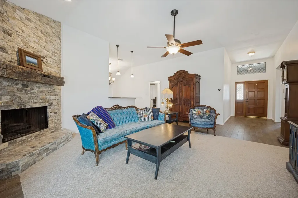 1686 Crosshaven Drive Lewisville TX 75077