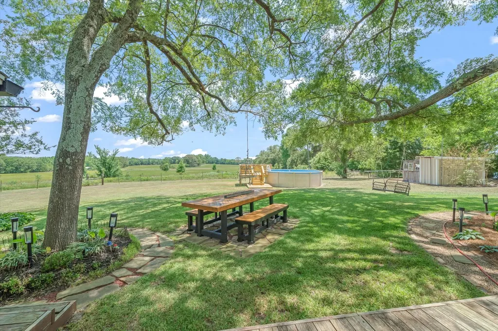 838 Vz County Road 4404 Ben Wheeler TX 75754
