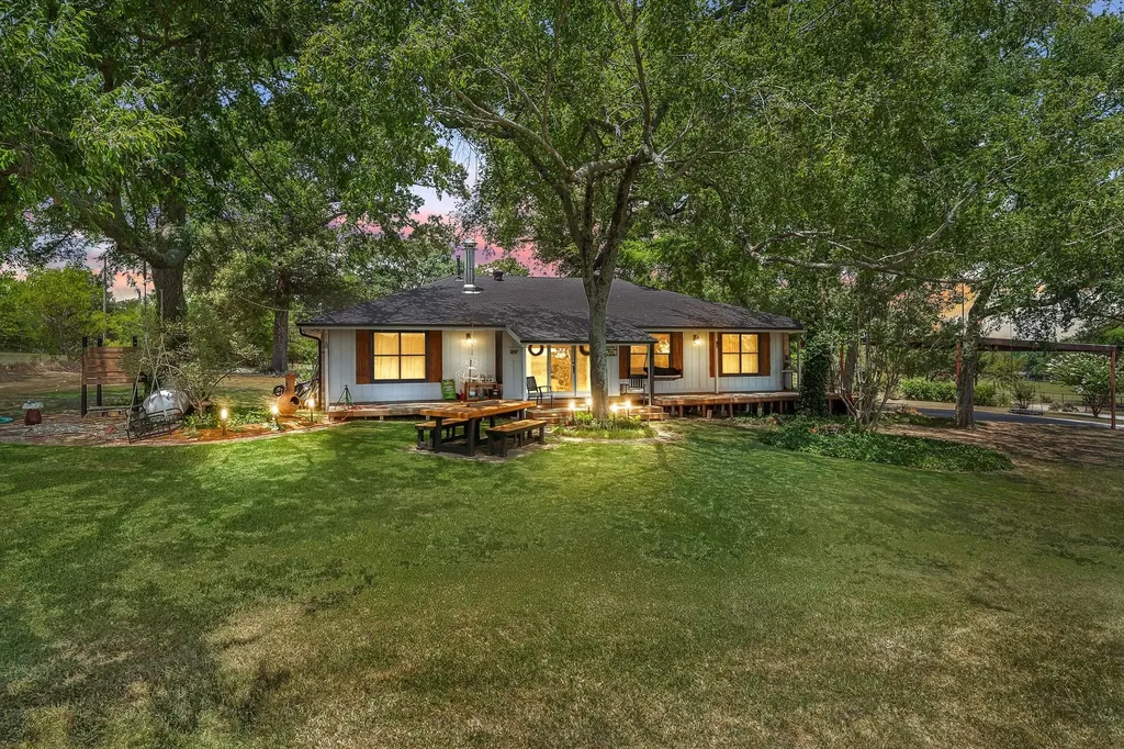 838 Vz County Road 4404 Ben Wheeler TX 75754