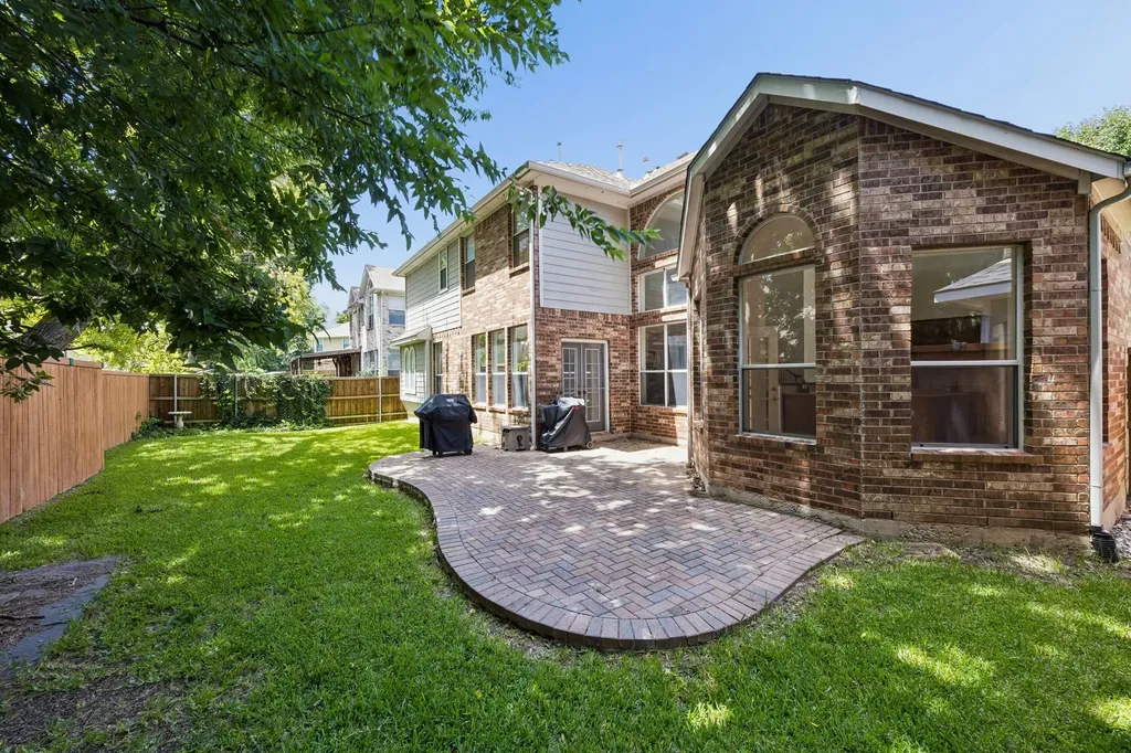 505 Blue Spring Drive Mckinney TX 75072
