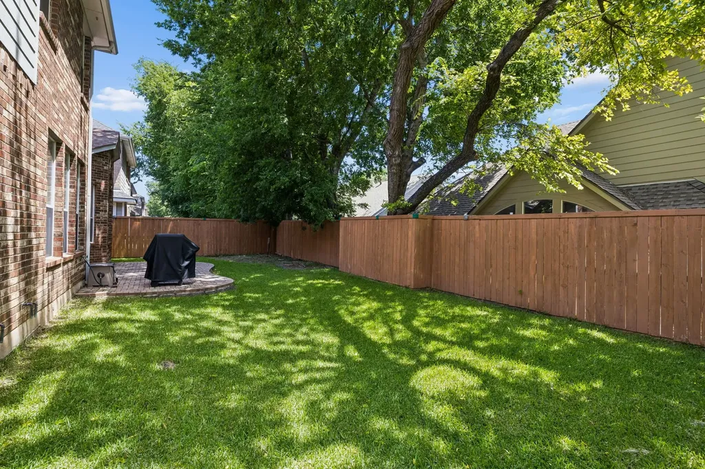 505 Blue Spring Drive Mckinney TX 75072