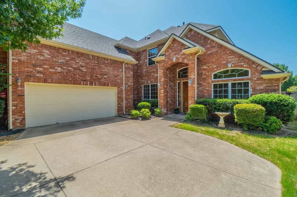 904 Ascension Drive Hurst TX 76053