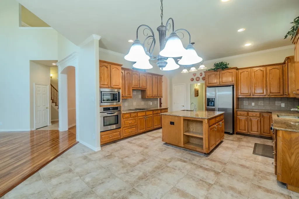 904 Ascension Drive Hurst TX 76053