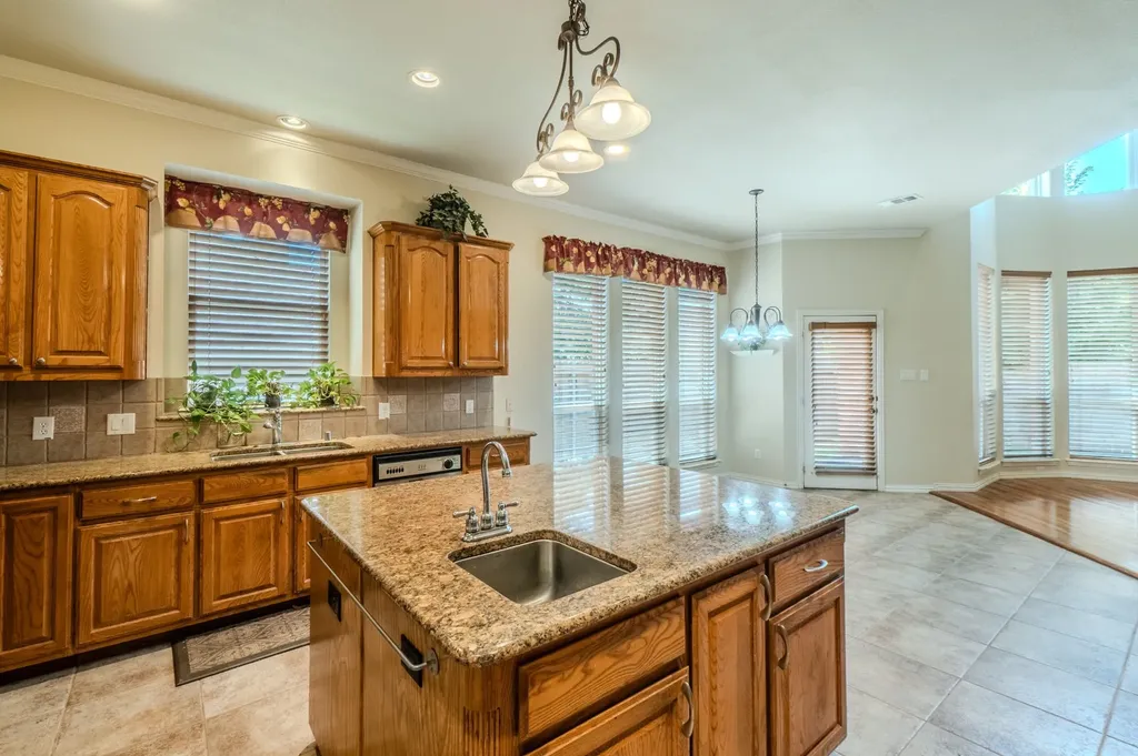 904 Ascension Drive Hurst TX 76053