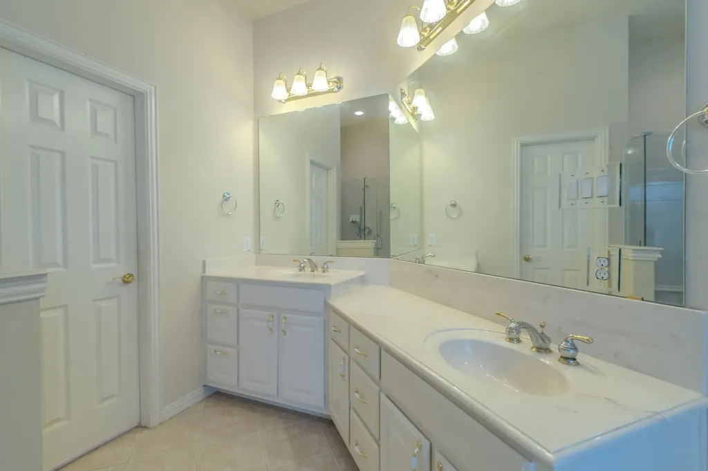 904 Ascension Drive Hurst TX 76053