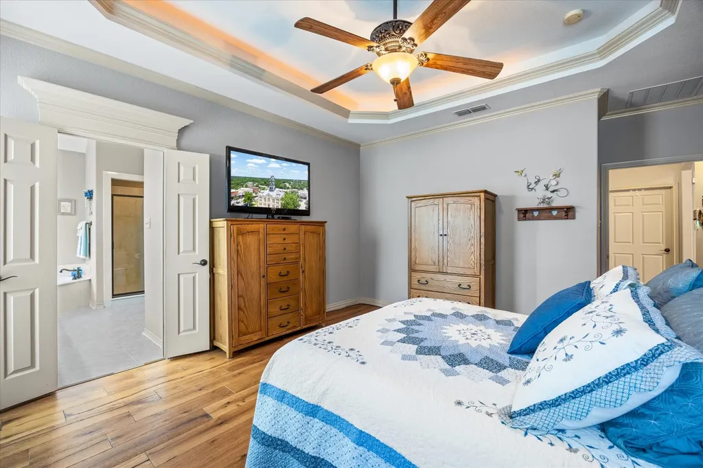 2211 Tanton Sound Court Granbury TX 76049