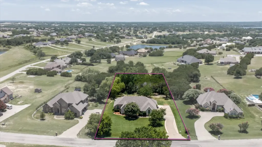 2211 Tanton Sound Court Granbury TX 76049