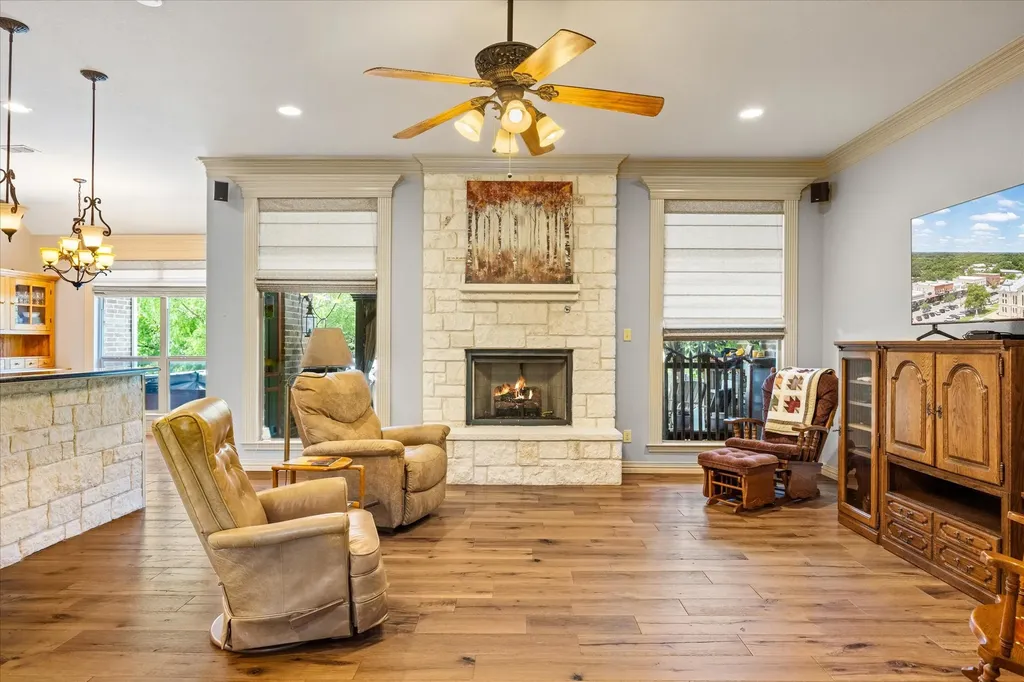 2211 Tanton Sound Court Granbury TX 76049