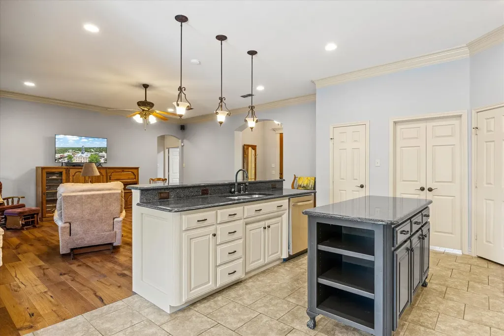 2211 Tanton Sound Court Granbury TX 76049