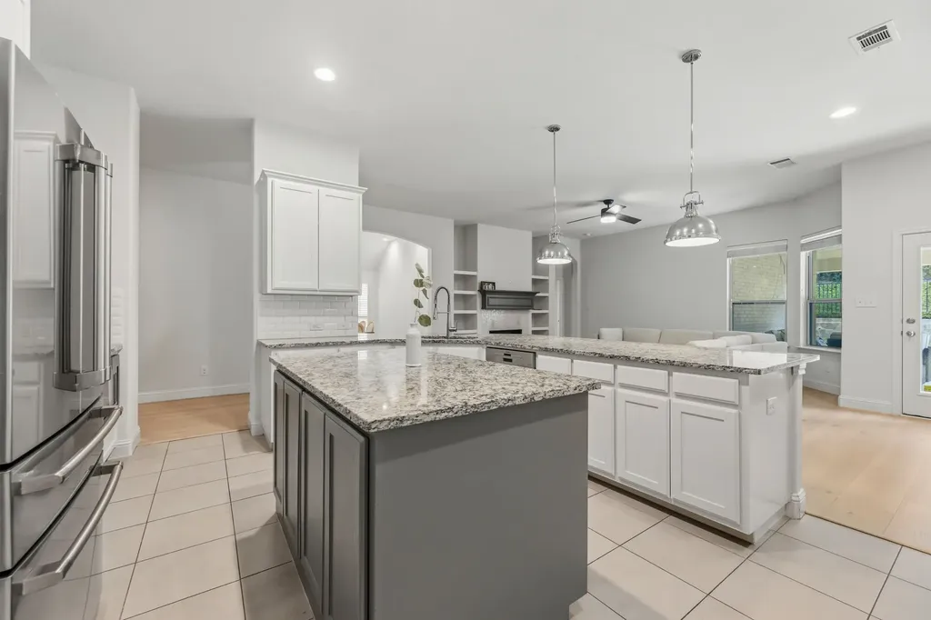 505 Inwood Street Benbrook TX 76126