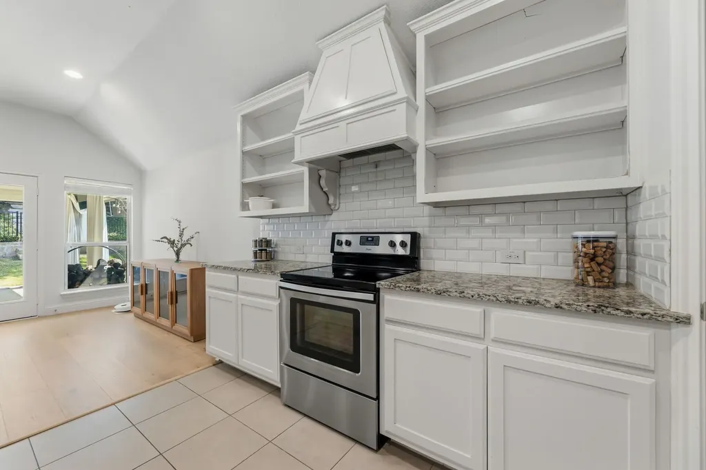 505 Inwood Street Benbrook TX 76126