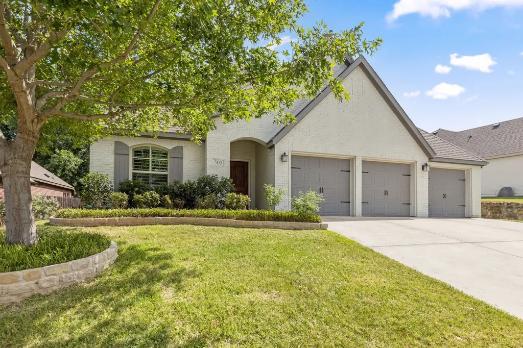 505 Inwood Street Benbrook TX 76126