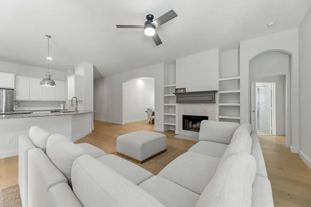 505 Inwood Street Benbrook TX 76126