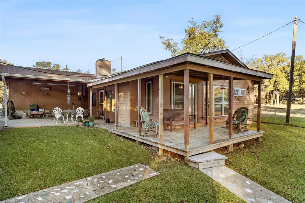 2097 County Road 3830 Quinlan TX 75474