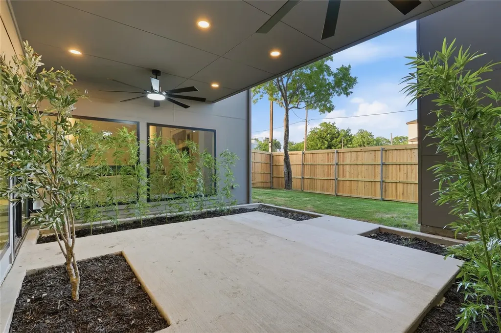1904 Mcbroom Street Dallas TX 75212