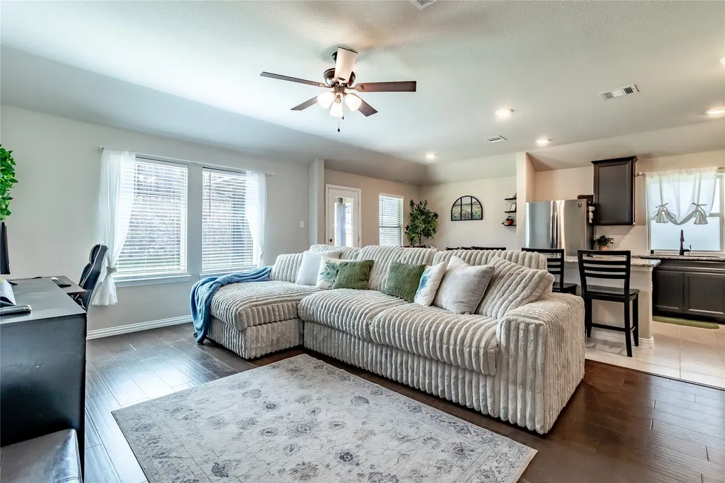 2103 Muscovy Street Crandall TX 75114