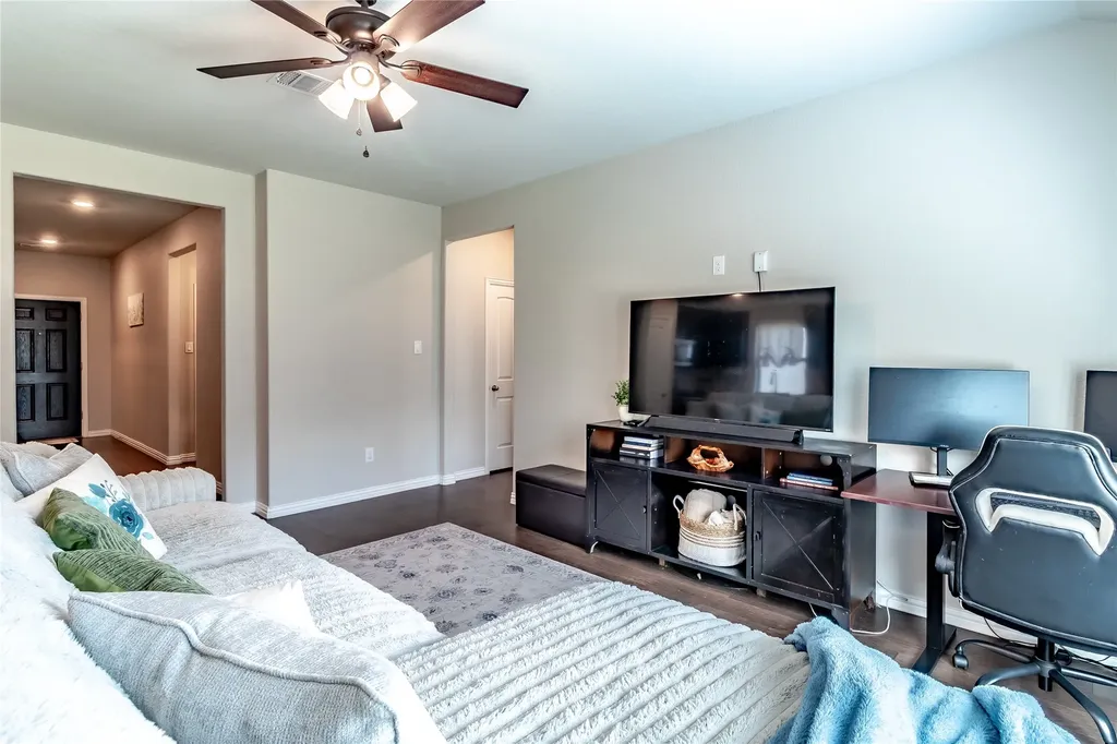 2103 Muscovy Street Crandall TX 75114