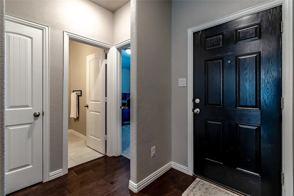 2103 Muscovy Street Crandall TX 75114