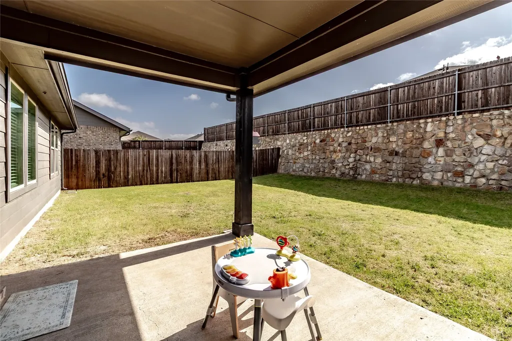 2103 Muscovy Street Crandall TX 75114