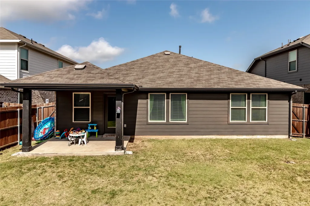 2103 Muscovy Street Crandall TX 75114