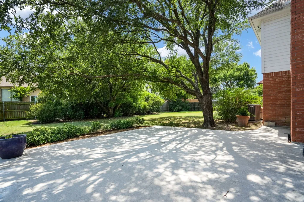 2024 Buffalo Bend Drive Lewisville TX 75067