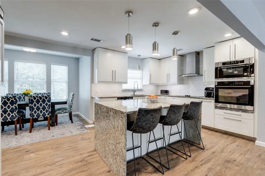 7064 Brooks Avenue Richland Hills TX 76118