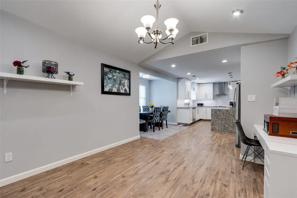 7064 Brooks Avenue Richland Hills TX 76118