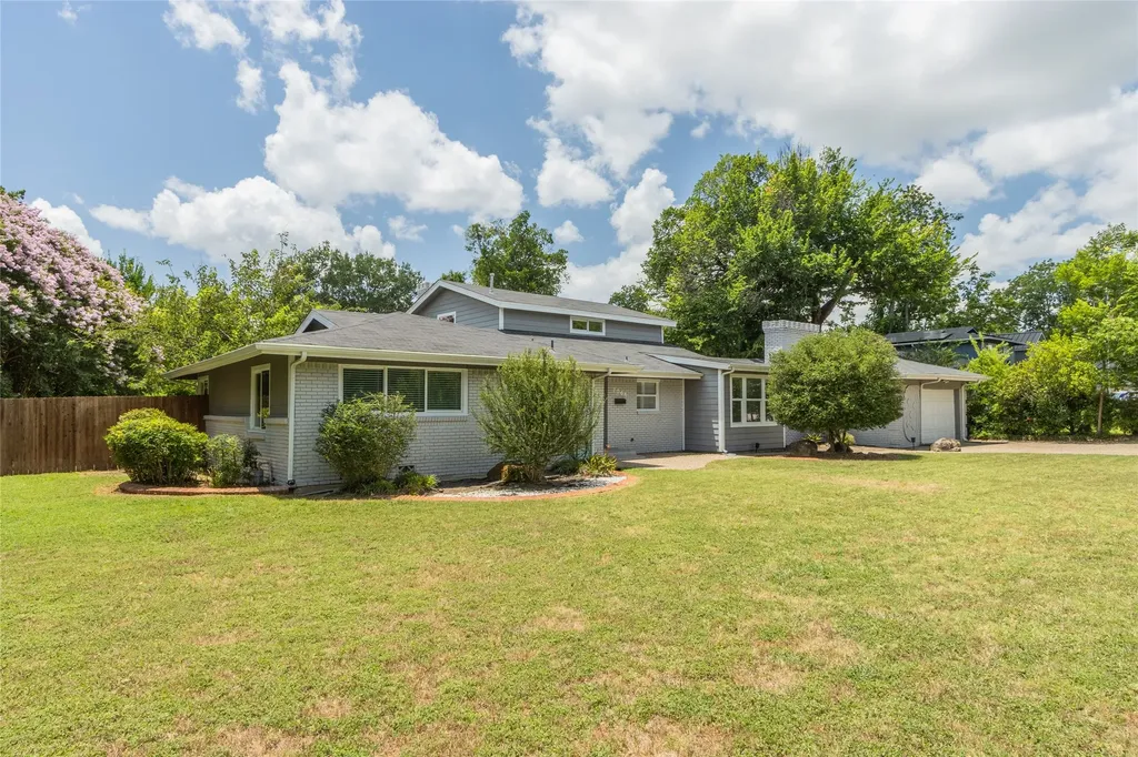 7064 Brooks Avenue Richland Hills TX 76118