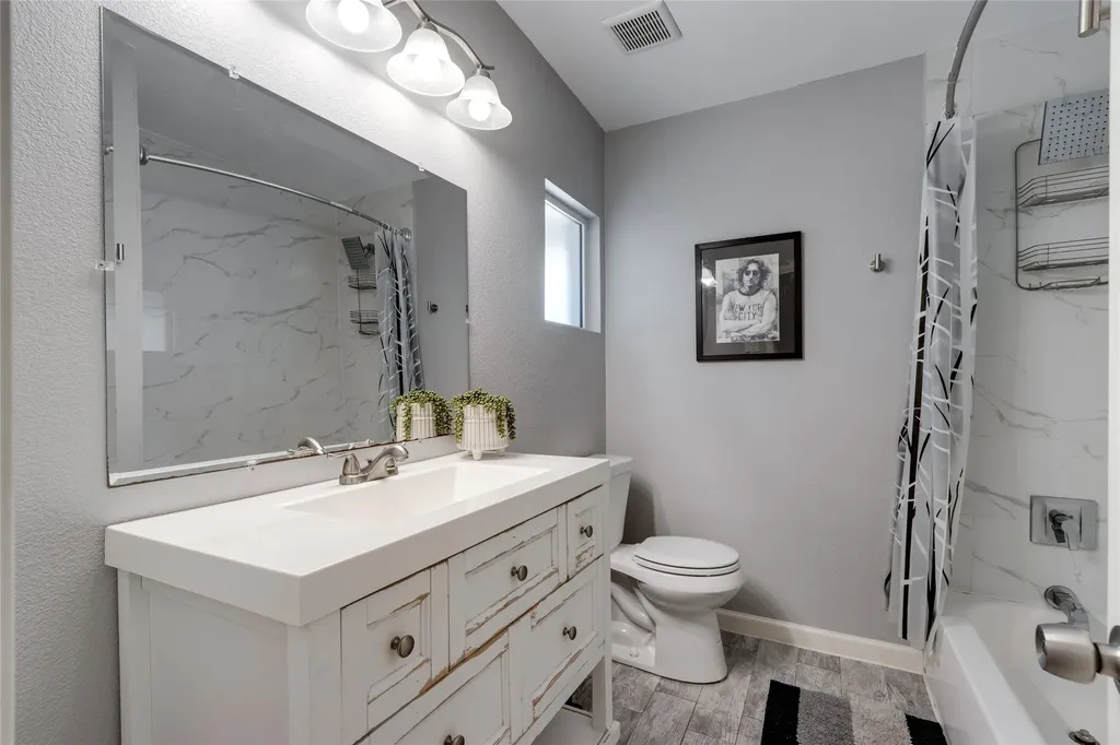7064 Brooks Avenue Richland Hills TX 76118