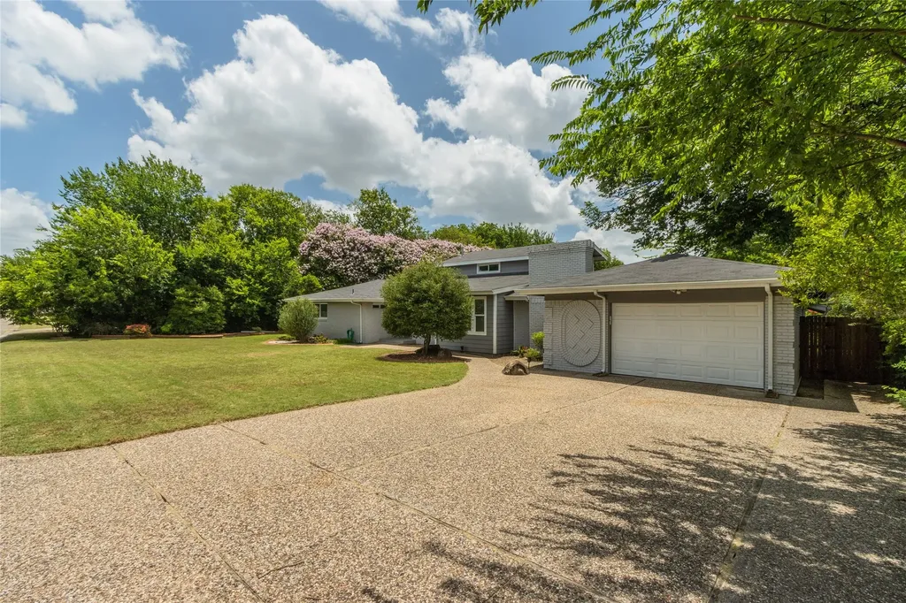 7064 Brooks Avenue Richland Hills TX 76118