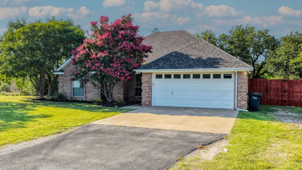 808 W Couts Street Weatherford TX 76086
