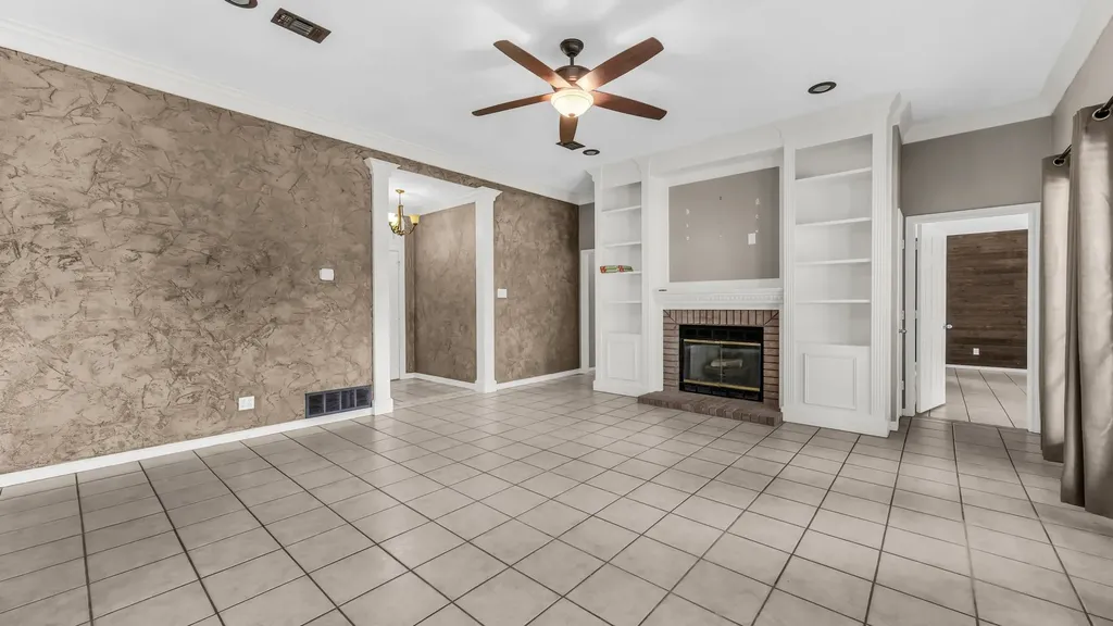 808 W Couts Street Weatherford TX 76086