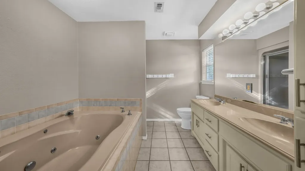 808 W Couts Street Weatherford TX 76086