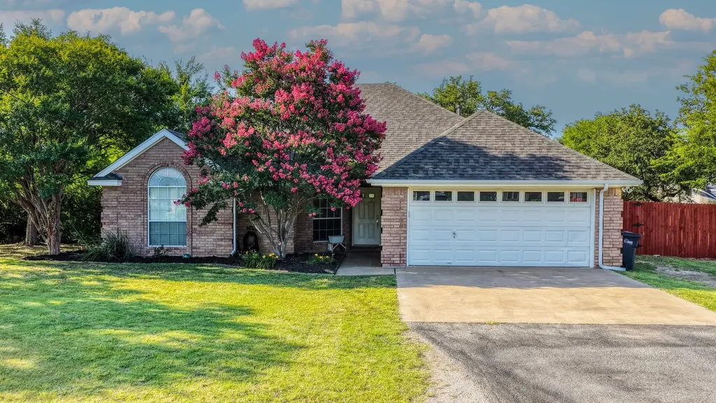 808 W Couts Street Weatherford TX 76086