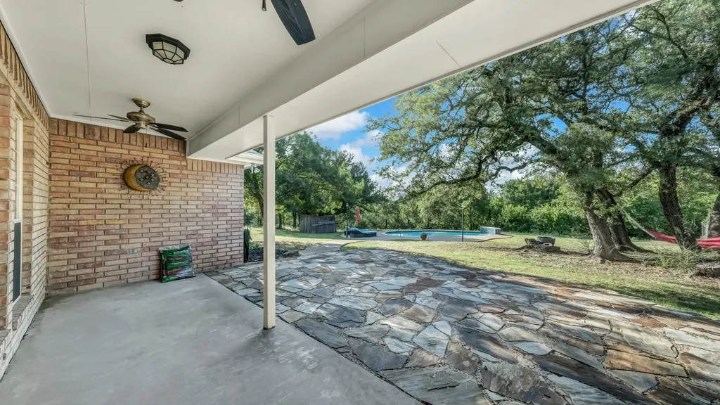 808 W Couts Street Weatherford TX 76086