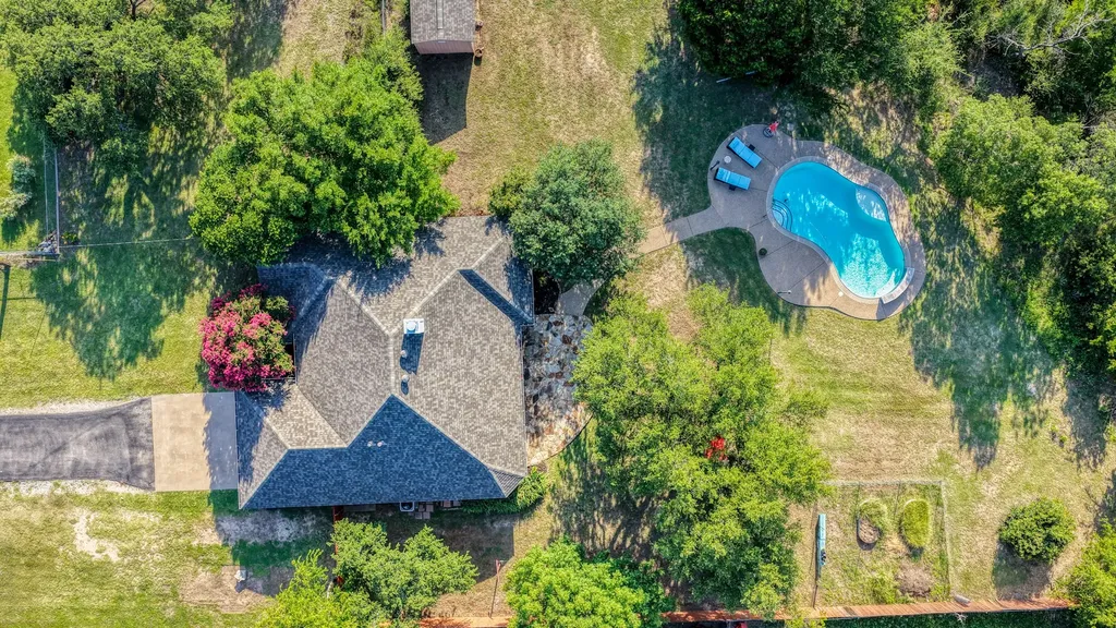 808 W Couts Street Weatherford TX 76086