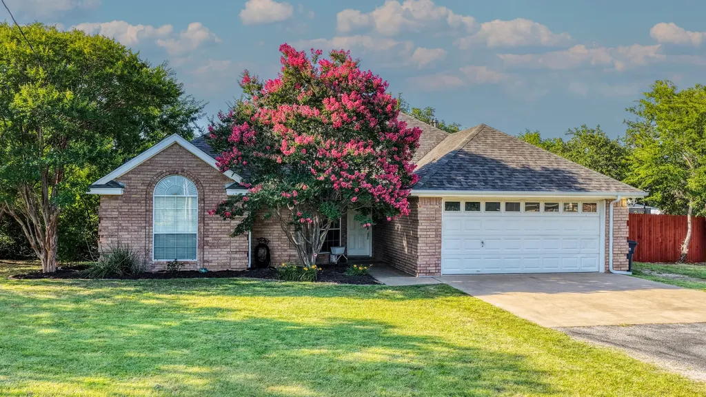 808 W Couts Street Weatherford TX 76086