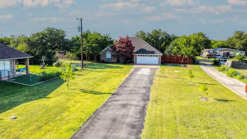 808 W Couts Street Weatherford TX 76086