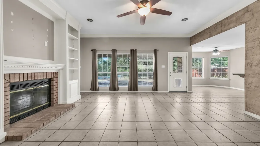 808 W Couts Street Weatherford TX 76086