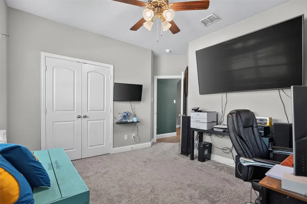 334 Pecos Drive Crandall TX 75114