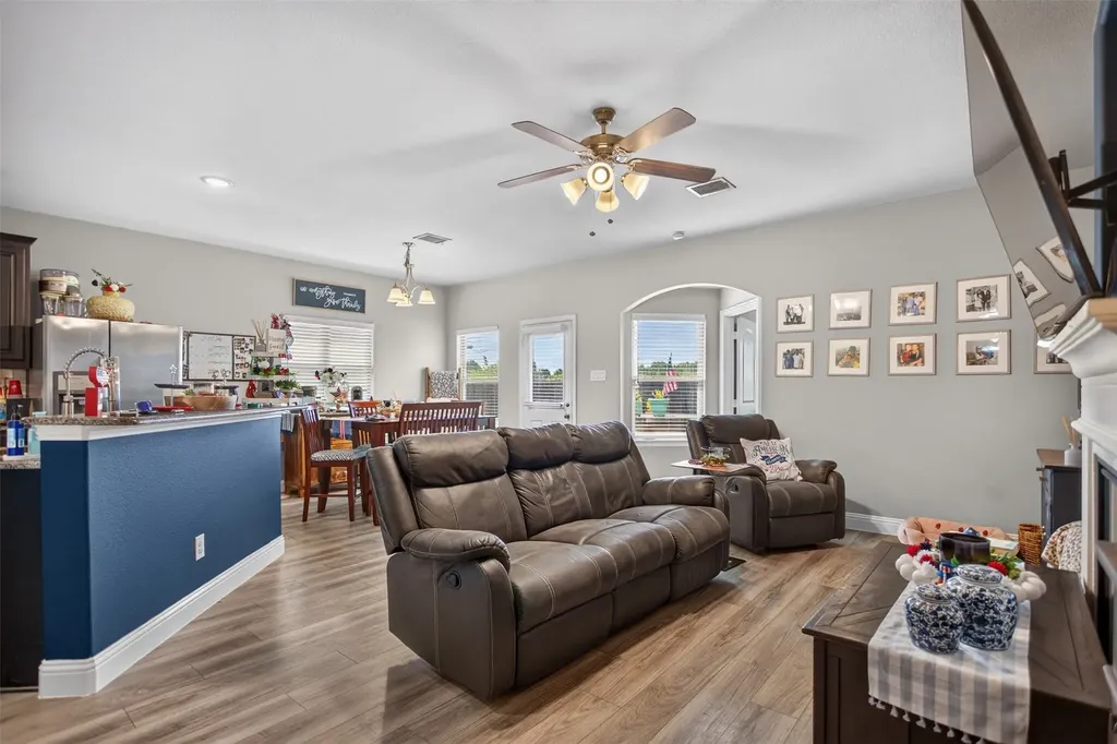 334 Pecos Drive Crandall TX 75114