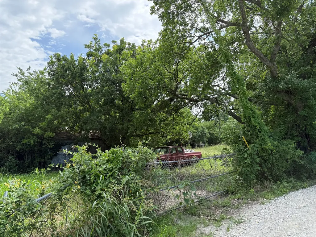11152 Metz Road Sanger TX 76266